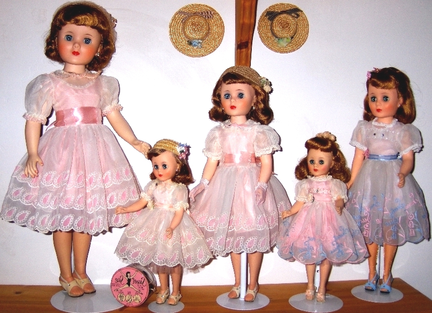 dollclothes.jpg